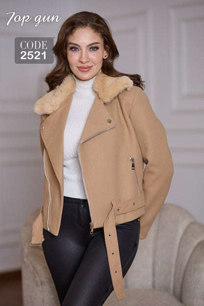 Short Wool Jacket - Belt with a Buckle - Fur Collar